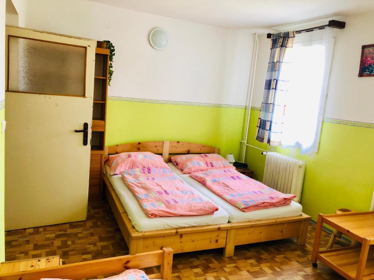 Penzion Horska Chata Svetla Tanvald Kültér fotó