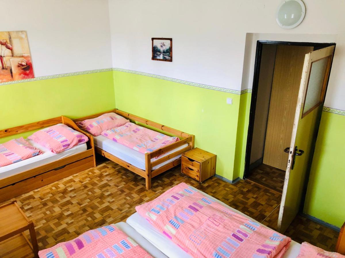 Penzion Horska Chata Svetla Tanvald Kültér fotó
