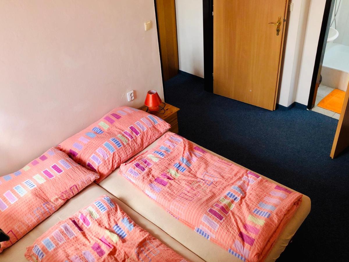 Penzion Horska Chata Svetla Tanvald Kültér fotó
